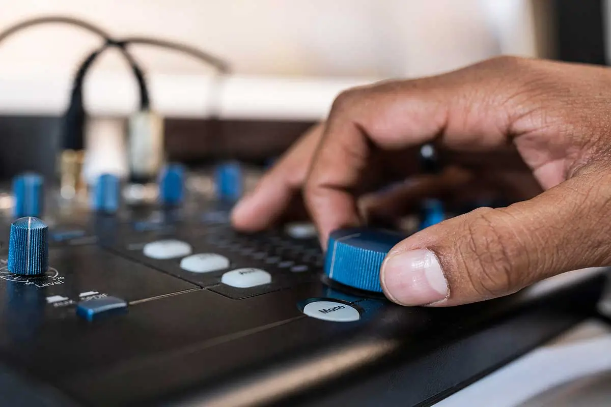 Descubra a nova forma revolucionária de criar música com o SUNO AI