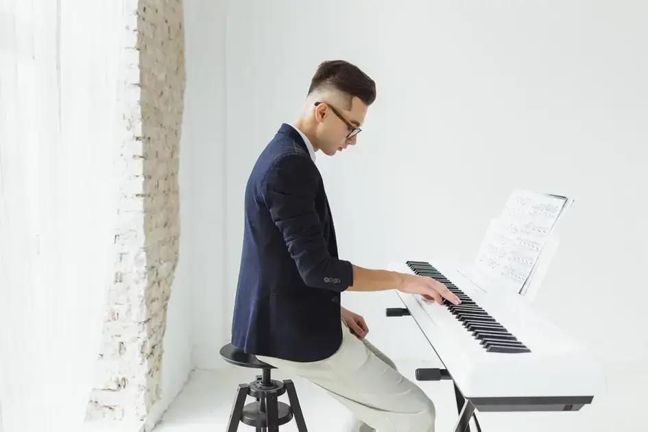 Teclado Online: Descubra as Vantagens e Como Utilizar Corret...