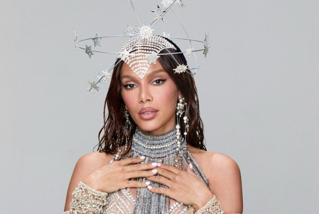 Com ingressos esgotados, Ensaios da Anitta agita o...