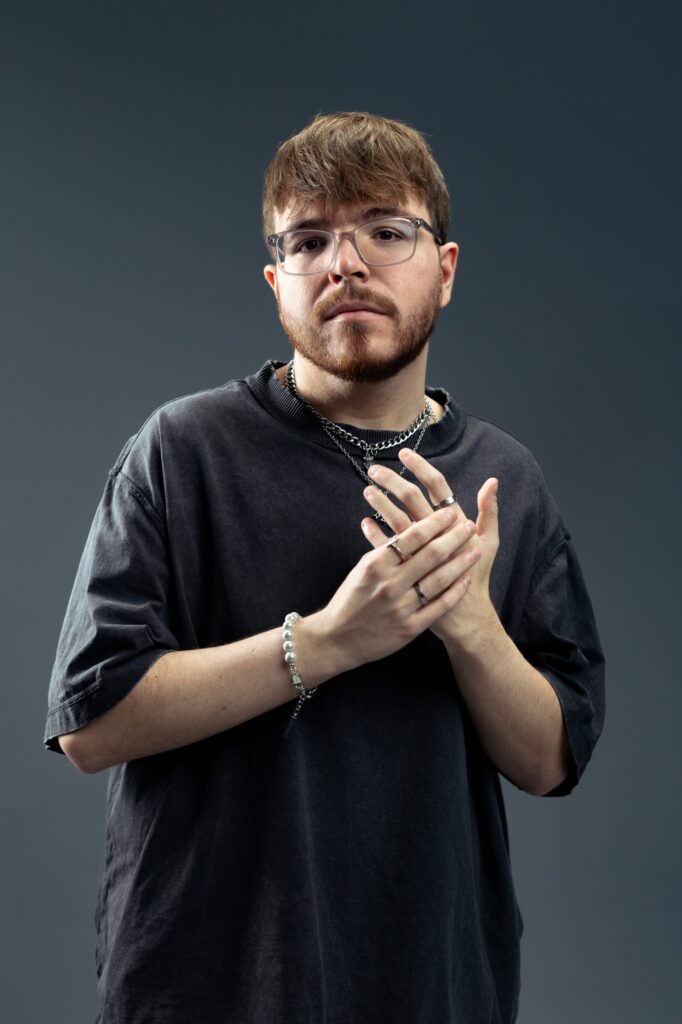 Nome mundial do dubstep Ray Volpe lança “Take Control”