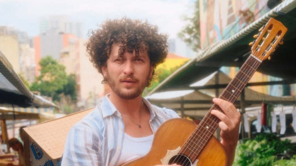 Bryan Behr apresenta “Quando Me Ver Passar”, primeiro single...