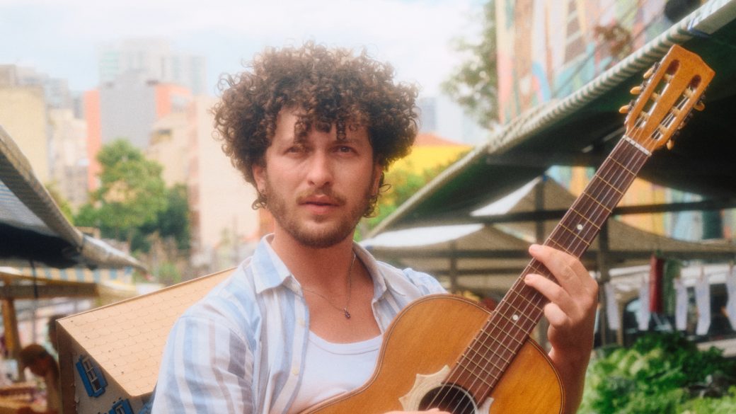 Bryan Behr apresenta “Quando Me Ver Passar”, primeiro single...