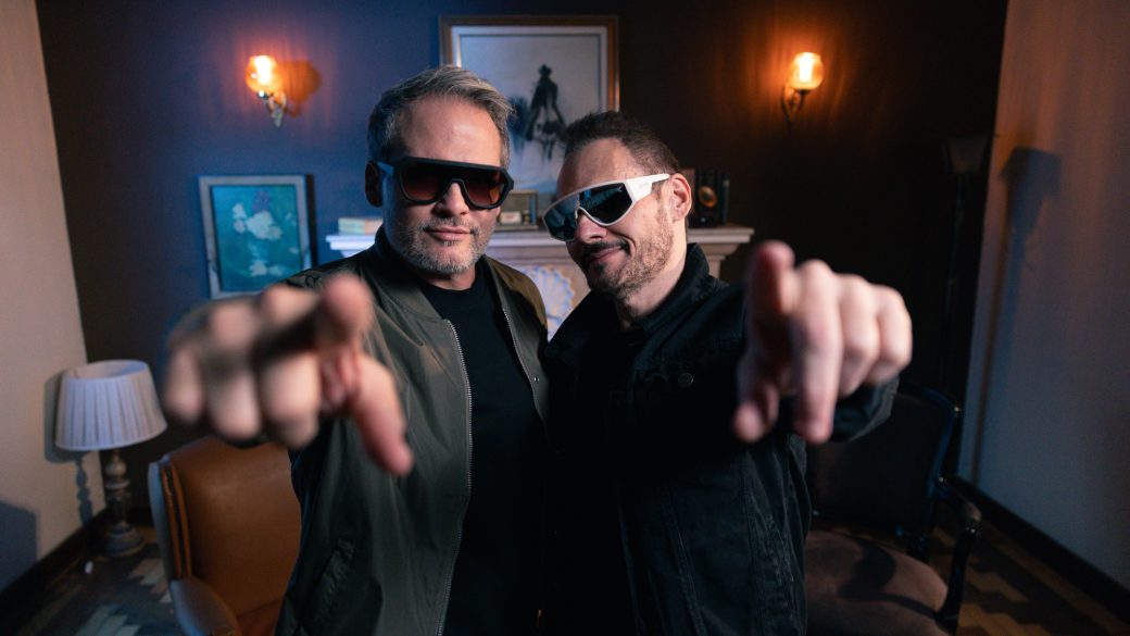 Dupla KASINO lança “Poppin’ Bottles” com olhar voltado para...